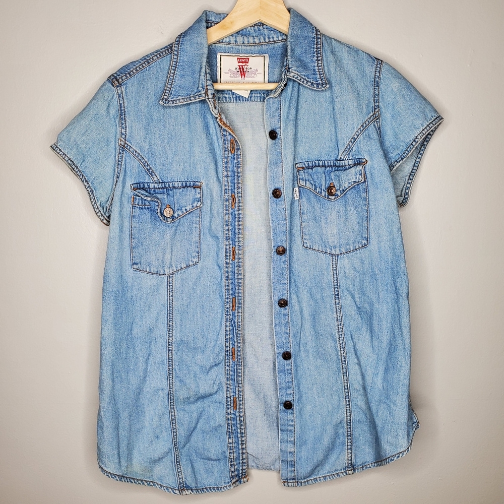 Vintage 90s Levis Short Sleeve Denim Jean Shirt